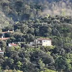Josephine: Vue Magnifique Sur Et Montagnes Casa de Férias
