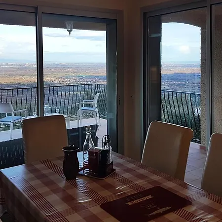 Josephine: Vue Magnifique Sur Et Montagnes Holiday home *