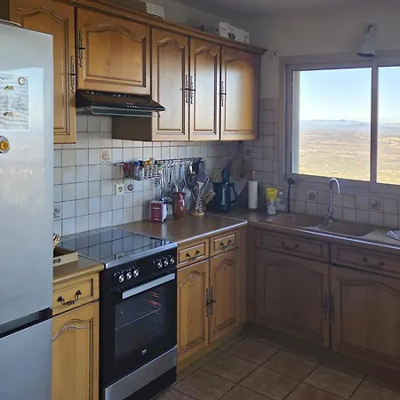 Josephine: Vue Magnifique Sur Et Montagnes Casa de Férias *