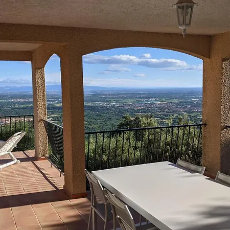 Josephine: Vue Magnifique Sur Et Montagnes * Laroque-des-Albères