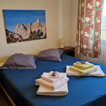 Josephine: Vue Magnifique Sur Et Montagnes