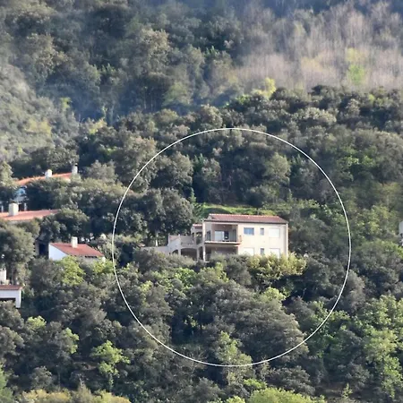 Josephine: Vue Magnifique Sur Et Montagnes Ferienhaus