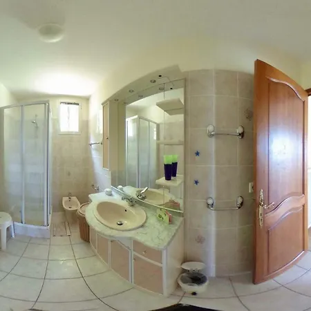 Josephine: Vue Magnifique Sur Et Montagnes Holiday home *