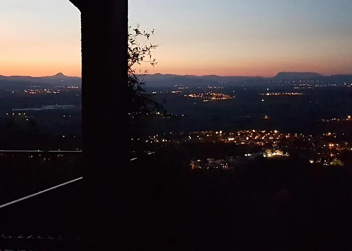 Josephine: Vue Magnifique Sur Et Montagnes *