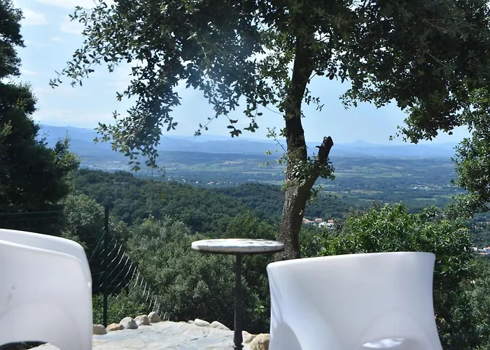Josephine: Vue Magnifique Sur Et Montagnes בית נופש